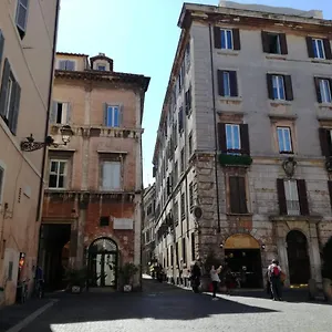 Apartment Coronari 28, Rome