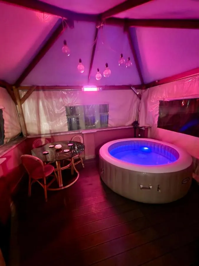 Penthouse With Jacuzzi On Private Terrace In Trastevere 로마 0*,